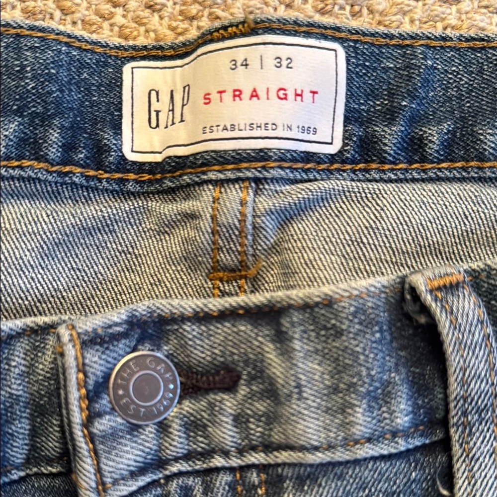 New GAP Denim Straight Leg Jeans (without tags)